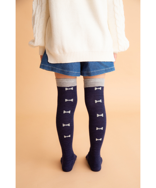 stample(スタンプル)の「ネコ ニーハイソックス(ソックス/靴下・キッズ・ブラック/ネイビー・LL/M/L)」の4枚目の写真