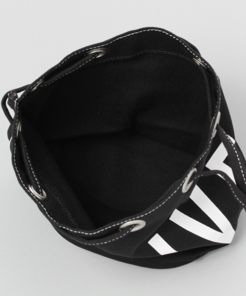 CONVERSE(コンバース)の「【CONVERSE/コンバース】ロゴ巾着バッグ/880807(ショルダーバッグ・メンズ・その他/オフホワイト/オリーブ/ブラック・FREE)」の11枚目の写真