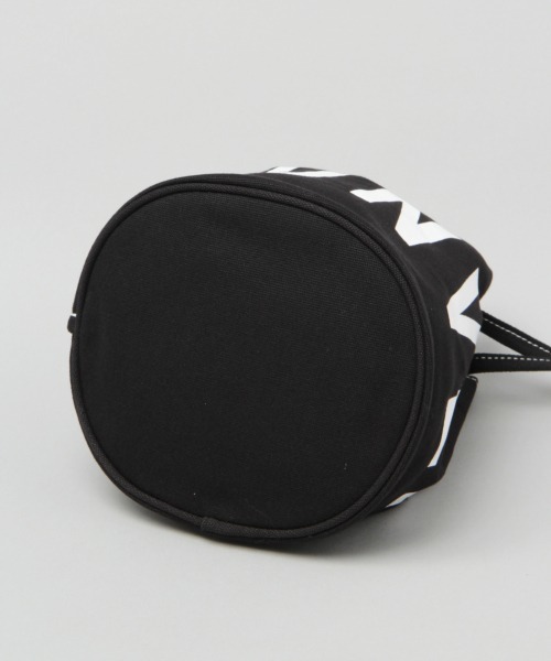 CONVERSE(コンバース)の「【CONVERSE/コンバース】ロゴ巾着バッグ/880807(ショルダーバッグ・メンズ・その他/オフホワイト/オリーブ/ブラック・FREE)」の9枚目の写真