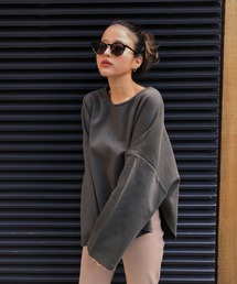 TRUNC 88�i�g�����N�G�C�e�B�[�G�C�g�j�́uRound Cut TOPS�iT�V���c/�J�b�g�\�[�j�v