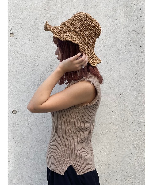 one way（ワンウェイ）の「フリンジノースリーブニット（ニット/セーター・レディース・ベージュ/ブラック/オレンジ/ライトブラウン/ブラウン系その他・FREE）」の7枚目の写真