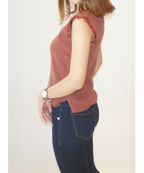 one way（ワンウェイ）の「フリンジノースリーブニット（ニット/セーター・レディース・ベージュ/ブラック/オレンジ/ライトブラウン/ブラウン系その他・FREE）」の20枚目の写真