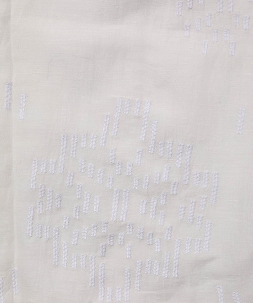 ADAM ET ROPE'（アダムエロペ）の「【BENARAS by CITRUS】 Cmodified Shorter w/ponpon（ワンピース・レディース・ホワイト/ブラック・1）」の12枚目の写真