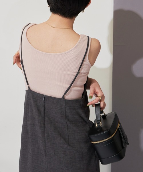 Aunt Marie's（アントマリーズ）の「【前後2WAY】スクエアネック細リブタンクトップ（タンクトップ・レディース・カーキ/ナチュラル/ダークブラウン/ブラック/ピンク・FREE）」の8枚目の写真