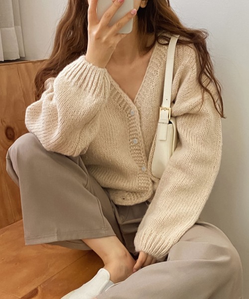 Girly Doll(ガーリードール)の「ざっくり大人ニットカーディガン(カーディガン/ボレロ・レディース・ベージュ/ピンク/ブルー/キャメル/ブラック/グレー/オレンジ・FREE)」の2枚目の写真