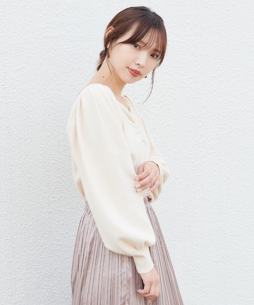 one after another NICE CLAUP(ワンアフターアナザーナイスクラップ)の「フロントギャザーニット(ニット/セーター・レディース・アイボリー/ブラック/ベージュ/ラベンダー/ベージュ系その他・FREE)」の10枚目の写真