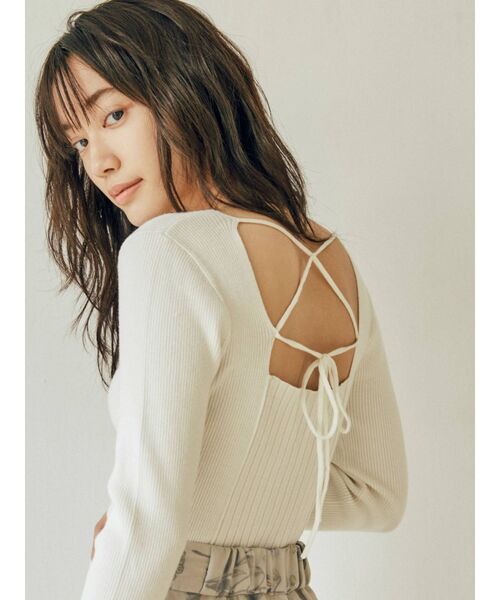 MURUA(ムルーア)の「ランダムリブニットトップス(ニット/セーター・レディース・ブラック/ベージュ/オフホワイト・FREE)」の7枚目の写真