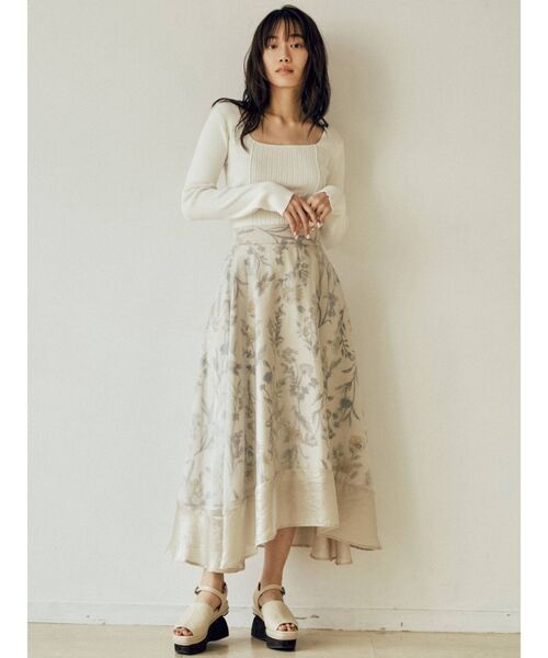 MURUA(ムルーア)の「ランダムリブニットトップス(ニット/セーター・レディース・ブラック/ベージュ/オフホワイト・FREE)」の14枚目の写真