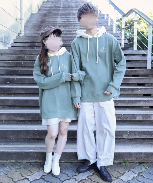 PairPair(ペアペア)の「配色フーディーBIGパーカー(ユニセックス)(パーカー・レディース・ブラウン/ブルー/アイボリー・FREE)」の10枚目の写真