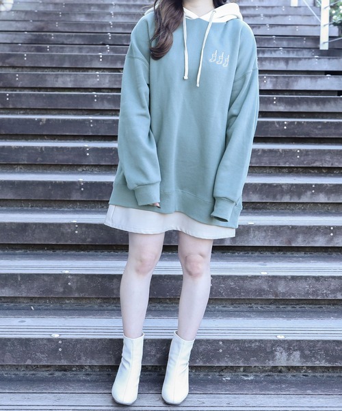 PairPair(ペアペア)の「配色フーディーBIGパーカー(ユニセックス)(パーカー・レディース・ブラウン/ブルー/アイボリー・FREE)」の6枚目の写真