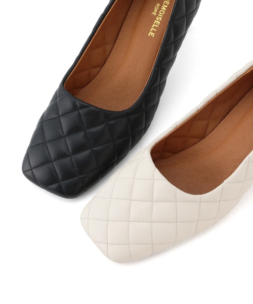 MADEMOISELLE ROPE'(マドモアゼル ロペ)の「【秋まで使える】キルティングスクエアトゥパンプス(パンプス・レディース・オフホワイト/ブラック・35.5/36.5/37.5)」の7枚目の写真
