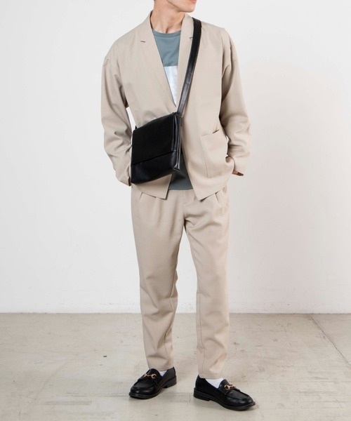 WEGO（ウィゴー）の「WEGO/フェイクレザーフラップショルダーバッグ（ショルダーバッグ・メンズ・ブラック・FREE）」の2枚目の写真