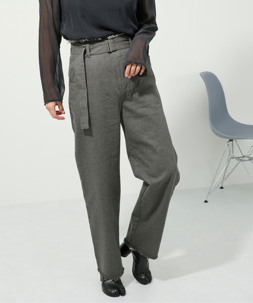 M nort（エムノート）の「【わたなべ麻衣プロデュース】岡山デニム ベルトデニムパンツ（デニムパンツ・レディース・チャコールグレー/インディゴブルー・SMALL/MEDIUM）」の8枚目の写真