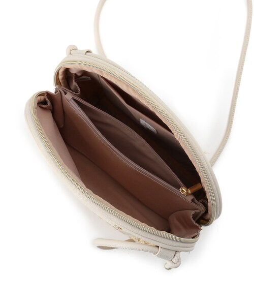 AG by aquagirl（エージーバイアクアガール）の「◆PPシェル型ミニショルダー（ショルダーバッグ・レディース・ブラック/オフホワイト/キャメル・00）」の16枚目の写真