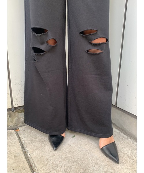 EGOIST（エゴイスト）の「ダメージスウェットワイドＰＴ（スウェットパンツ・レディース・ライトグレー/ブラック/パープル・FREE）」の7枚目の写真