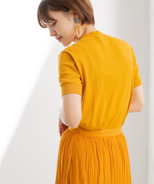 KBF(ケイビーエフ)の「illi ハイゲージ半袖ニット(ニット/セーター・レディース・ライトカーキ/ブラック/オフホワイト/イエロー・ONE)」の1枚目の写真