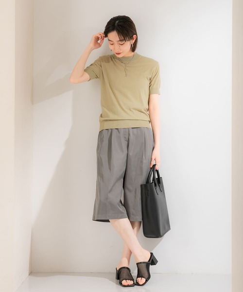 KBF(ケイビーエフ)の「illi ハイゲージ半袖ニット(ニット/セーター・レディース・ライトカーキ/ブラック/オフホワイト/イエロー・ONE)」の16枚目の写真