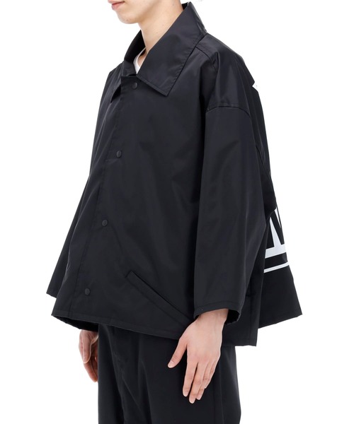 MIDWEST（ミッドウエスト）の「ANREALAGE×VISION STREET WEAR ズームアップコーチジャケット（ブルゾン・メンズ・ブラック・MEDIUM）」の7枚目の写真