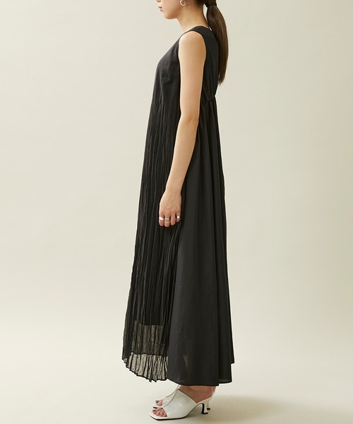 city（シティ）の「【CITY】リネンワッシャープリーツワンピース（ワンピース・レディース・ベージュ/ブラック・2/1）」の18枚目の写真