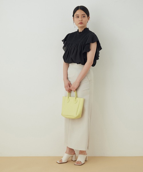 ADAM ET ROPE'（アダムエロペ）の「【WEB限定】シアーフリルスリーブシャーリングシャツ（シャツ/ブラウス・レディース・ブラック/ホワイト/サックスブルー・FREE）」の5枚目の写真