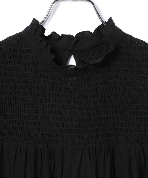 ADAM ET ROPE'（アダムエロペ）の「【WEB限定】シアーフリルスリーブシャーリングシャツ（シャツ/ブラウス・レディース・ブラック/ホワイト/サックスブルー・FREE）」の10枚目の写真