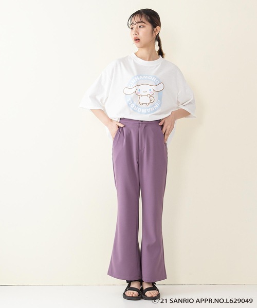 sanrio（サンリオ）の「【サンリオキャラクターズ】ラウンドヘムオーバーサイズＴシャツ（Tシャツ/カットソー・レディース・ブラック/オフホワイト/ピンク/イエロー・FREE）」の5枚目の写真