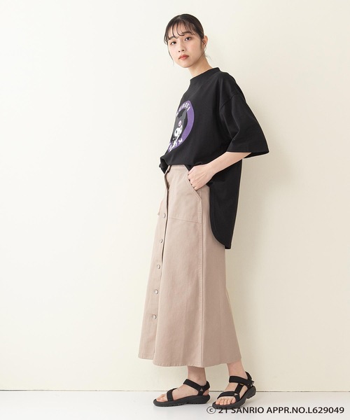 sanrio（サンリオ）の「【サンリオキャラクターズ】ラウンドヘムオーバーサイズＴシャツ（Tシャツ/カットソー・レディース・ブラック/オフホワイト/ピンク/イエロー・FREE）」の11枚目の写真