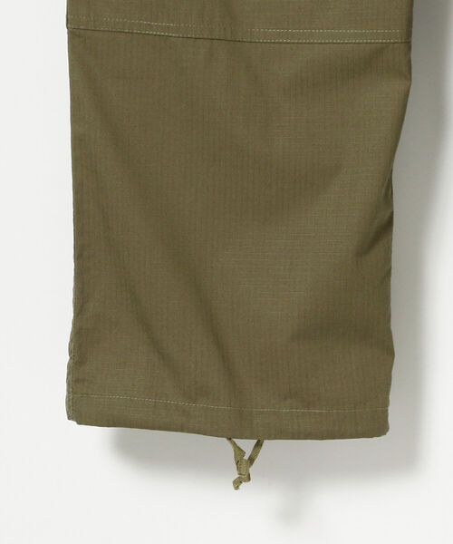 BEAMS LIGHTS(ビームスライツ)の「BEAMS LIGHTS / リップストップ カーゴ パンツ(カーゴパンツ・メンズ・ネイビー/オフホワイト/オリーブ・SMALL/MEDIUM/LARGE)」の13枚目の写真