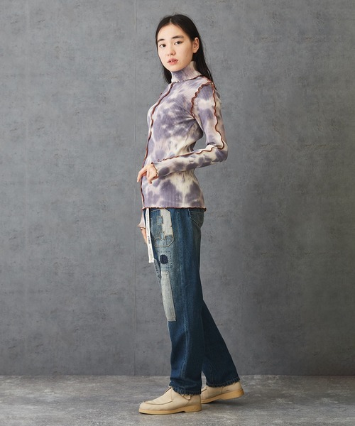 TOBILA(トビラ)の「12ozデニム リメイク風 パンツ(デニムパンツ・レディース・インディゴブルー/ライトブルー・S/M)」の4枚目の写真