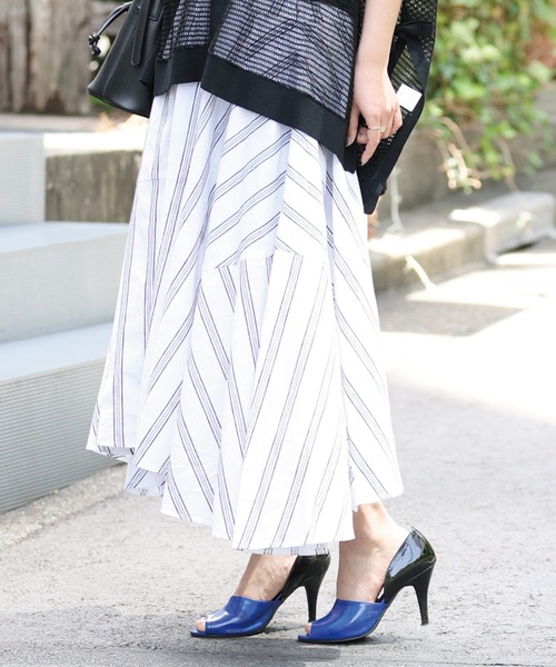 ARCANUM DESIGN（アルカナムデザイン）の「ARL ストライプワイドフレアースカート（スカート・レディース・ホワイト/ブラック・FREE）」の4枚目の写真