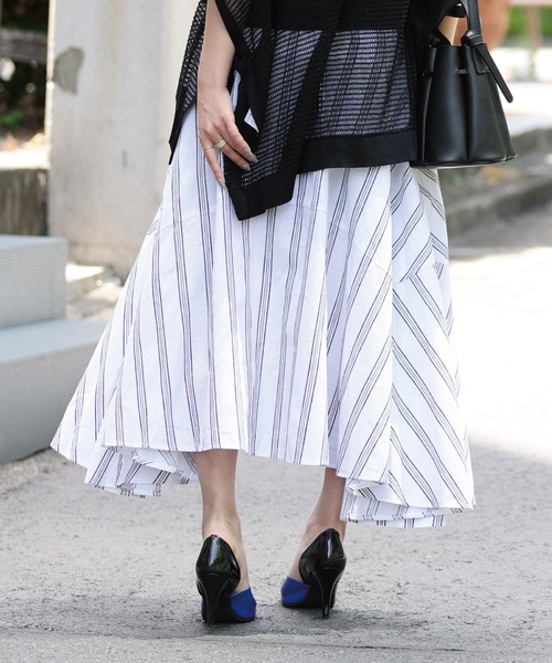 ARCANUM DESIGN（アルカナムデザイン）の「ARL ストライプワイドフレアースカート（スカート・レディース・ホワイト/ブラック・FREE）」の5枚目の写真