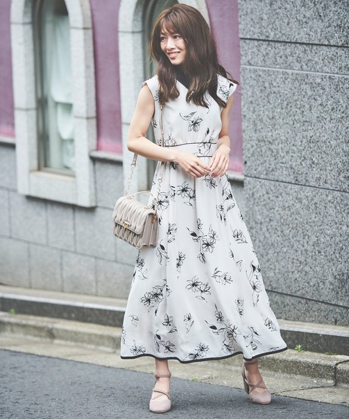 NOELA（ノエラ）の「2WAYパターンワンピース（ワンピース・レディース・オフホワイト/ベージュ/その他1・M/S）」の5枚目の写真