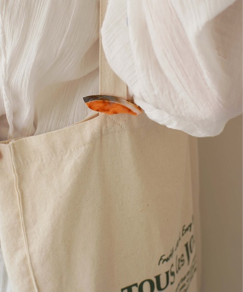 Port（ポート）の「【 ii-Fake / イーフェイク 】 (Fake Food Accessories) 焼き鮭のタイピン（ネクタイピン・メンズ・ピンク・FREE）」の6枚目の写真