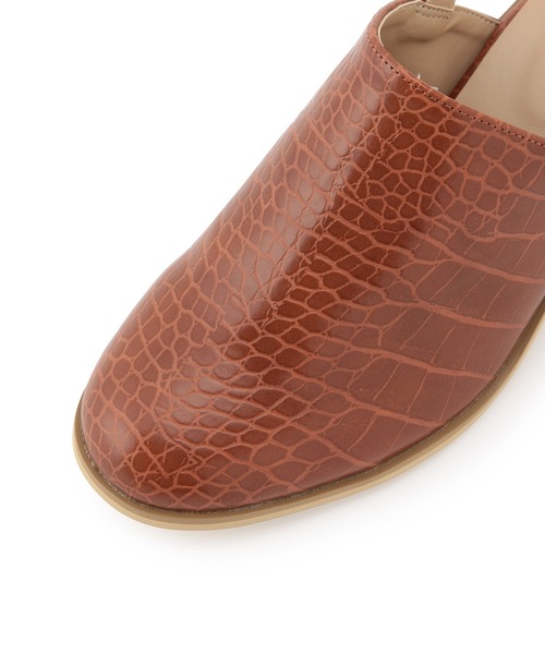 ROPE' PICNIC（ロペピクニック）の「クロコ型押しサボサンダル（サンダル・レディース・ブラック/キャメル・23.0cm/23.5cm/24.0cm/24.5cm）」の7枚目の写真