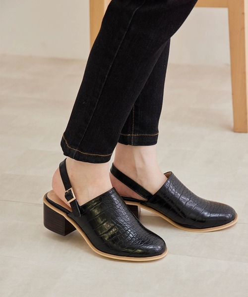 ROPE' PICNIC（ロペピクニック）の「クロコ型押しサボサンダル（サンダル・レディース・ブラック/キャメル・23.0cm/23.5cm/24.0cm/24.5cm）」の13枚目の写真