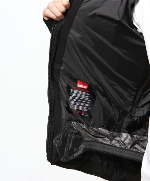DESCENTE(デサント)の「デサント 水沢ダウン マウンテニアー DESCENTE MIZUSAWA DOWN(ダウンジャケット/コート・メンズ・ブラック・MEDIUM/LARGE)」の8枚目の写真