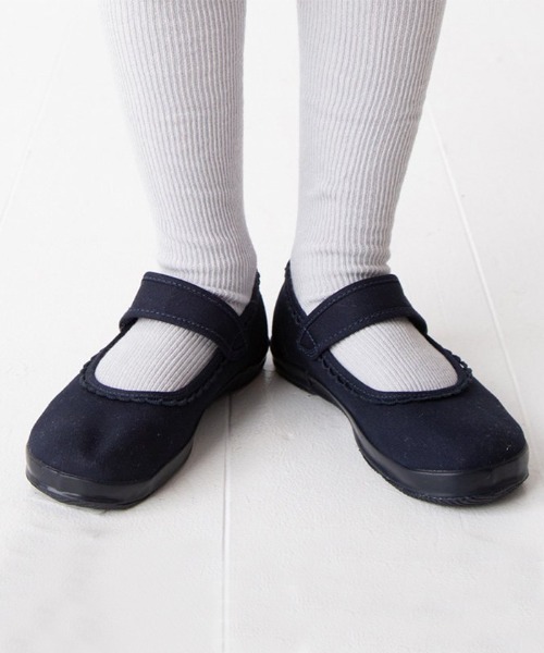 【POMPKINS/ポプキンズ】中敷付きリボン刺しゅうベルトシューズ（バレエシューズ）｜POMPKINS（ポプキンズ）