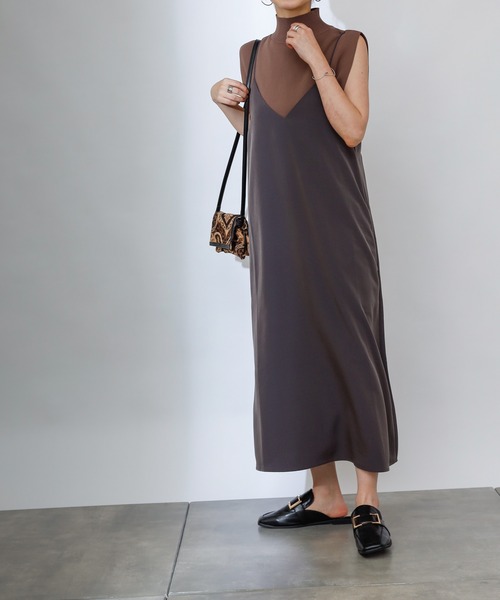 COLONY 2139（コロニートゥーワンスリーナイン）の「マットサテンキャミワンピース（ワンピース・レディース・チャコールグレー/ベージュ/グリーン・FREE）」の11枚目の写真