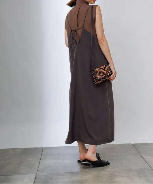 COLONY 2139（コロニートゥーワンスリーナイン）の「マットサテンキャミワンピース（ワンピース・レディース・チャコールグレー/ベージュ/グリーン・FREE）」の20枚目の写真