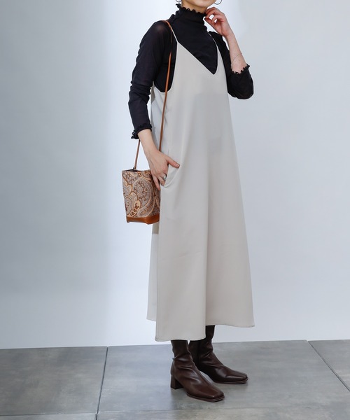 COLONY 2139（コロニートゥーワンスリーナイン）の「マットサテンキャミワンピース（ワンピース・レディース・チャコールグレー/ベージュ/グリーン・FREE）」の19枚目の写真