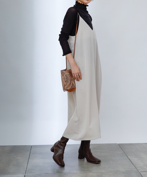 COLONY 2139（コロニートゥーワンスリーナイン）の「マットサテンキャミワンピース（ワンピース・レディース・チャコールグレー/ベージュ/グリーン・FREE）」の22枚目の写真