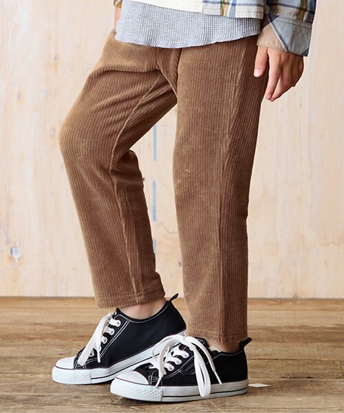 BREEZE（ブリーズ）の「スタメンコーデュロイパンツ 10分丈（その他パンツ・キッズ・ブラウン/ブルー/チャコール/キャメル/グリーン/ベージュ/ピンク・120/70/130/100/110/140/90/80）」の6枚目の写真