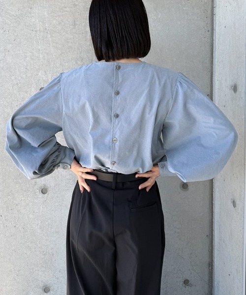 select MOCA by son（セレクトモカバイソン）の「ボリュームスリーブブラウス（シャツ/ブラウス・レディース・ホワイト/ブラック/テラコッタ/カーキ/グレイッシュベージュ/グレイッシュブルー・FREE/LARGE/SMALL）」の21枚目の写真