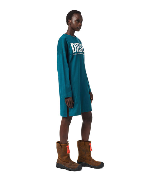 DIESEL（ディーゼル）の「レディース サステナブル コットン ワンピース ディーゼル ロゴ 長袖（ワンピース・レディース・ダークグリーン/ブラック/ホワイト・LARGE/SMALL/X-SMALL/MEDIUM）」の8枚目の写真