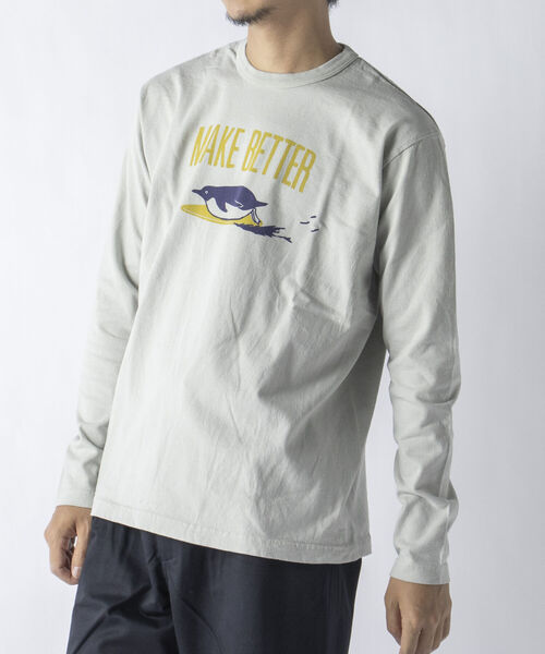 BARNS OUTFITTERS（バーンズアウトフィッターズ）の「【BARNS OUTFITTERS/バーンズアウトフィッターズ】別注プリント ロングスリーブTシャツ ロンT（Tシャツ/カットソー・メンズ・ライトグレー/ホワイト・L/S/M）」の5枚目の写真
