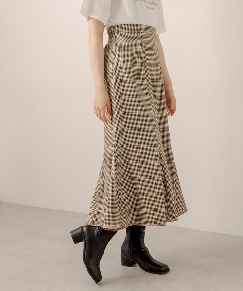 OLIVE des OLIVE（オリーブデオリーブ）の「【人気アイテム再入荷】履き心地が楽で美シルエット。ハイウエストマーメイドスカート（スカート・レディース・ピンクベージュ/ブラウン/ダークベージュ/ブラック/ライトブラウン/スミクロ・FREE）」の6枚目の写真