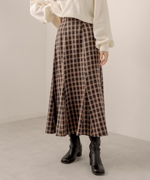 OLIVE des OLIVE（オリーブデオリーブ）の「【人気アイテム再入荷】履き心地が楽で美シルエット。ハイウエストマーメイドスカート（スカート・レディース・ピンクベージュ/ブラウン/ダークベージュ/ブラック/ライトブラウン/スミクロ・FREE）」の5枚目の写真