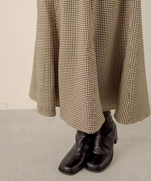 OLIVE des OLIVE（オリーブデオリーブ）の「【人気アイテム再入荷】履き心地が楽で美シルエット。ハイウエストマーメイドスカート（スカート・レディース・ピンクベージュ/ブラウン/ダークベージュ/ブラック/ライトブラウン/スミクロ・FREE）」の17枚目の写真