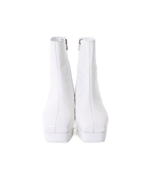 Narcissus(ナルシス)の「【OZKAN】スクエアショートブーツ(ブーツ・レディース・ホワイト/ブラック・38/35/36/37)」の7枚目の写真