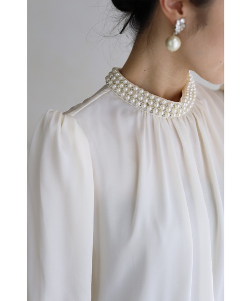 cawaii（カワイイ）の「美しく艶めくパールネックのブラウストップス（シャツ/ブラウス・レディース・ホワイト・FREE）」の17枚目の写真